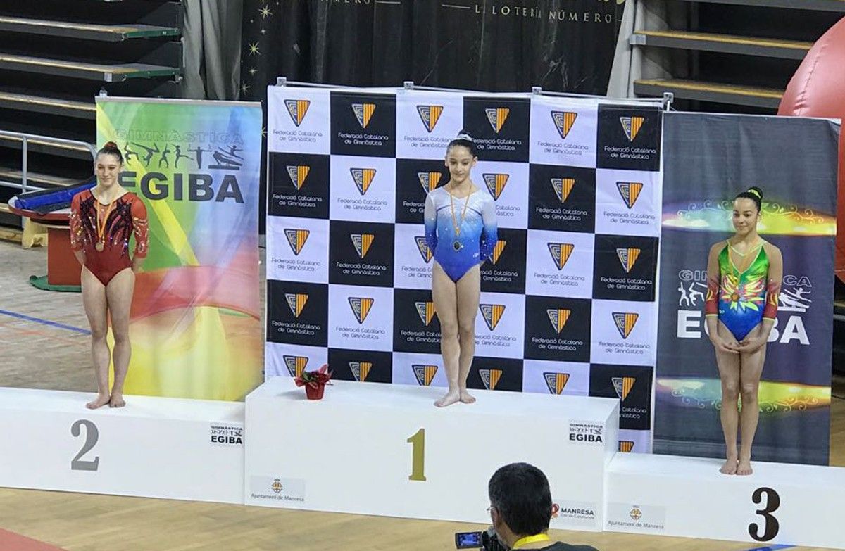 Claudia Villalba al podi en el campionat de Catalunya 
