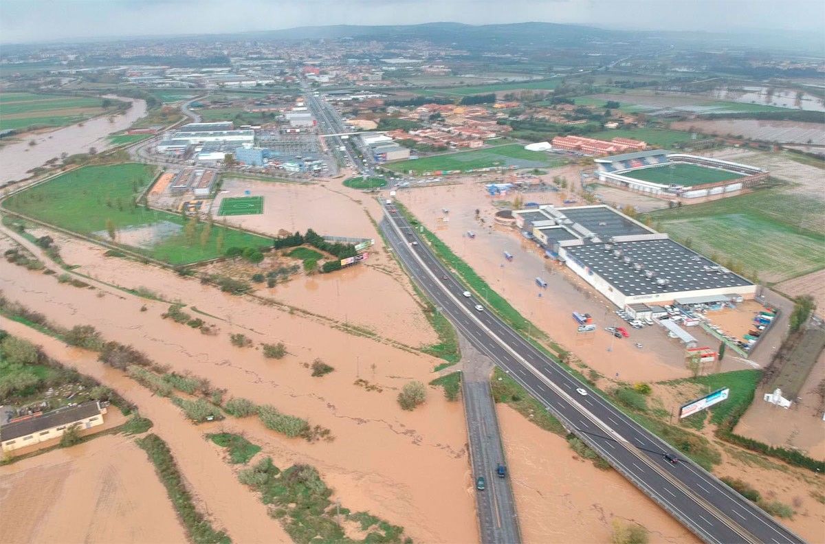 Pla del desbordament del riu Manol a Vilatenim (Alt Empordà)