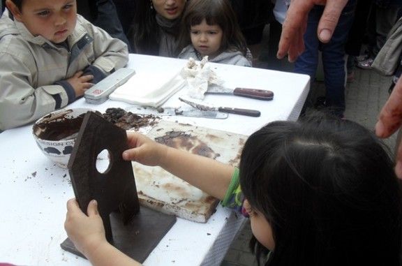 Els nens elaboraran deu mones amb l'ajuda d'un pastisser 