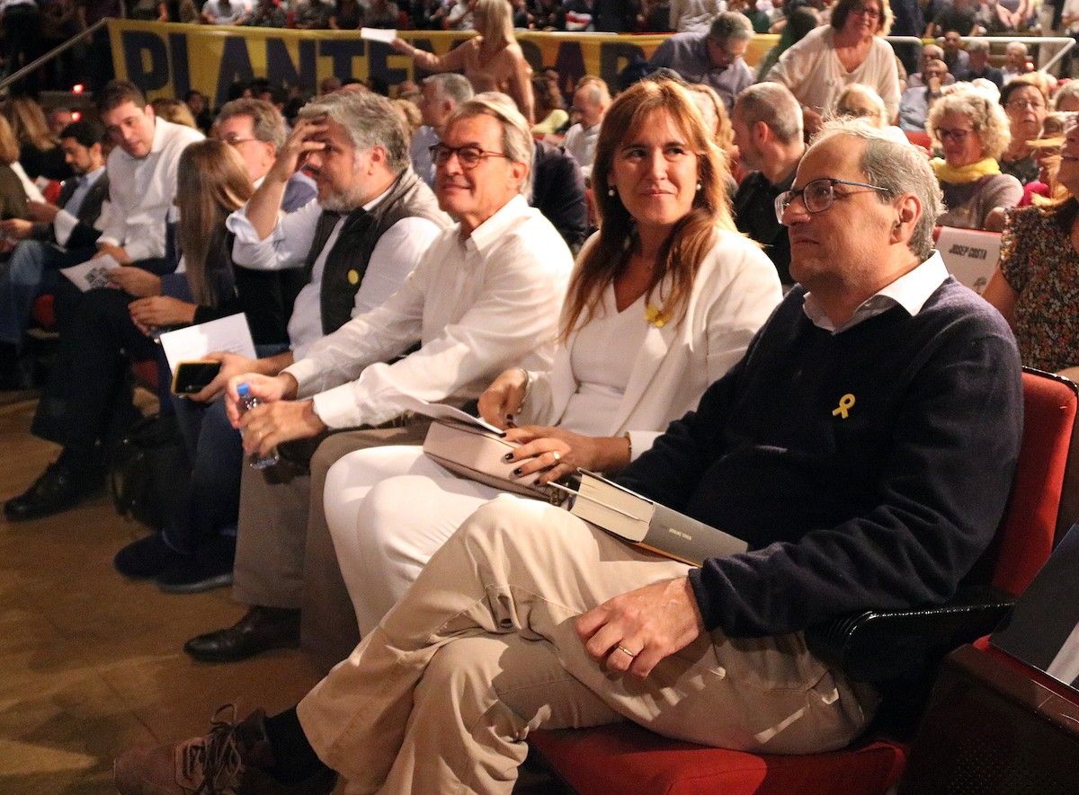 El president de la Generalitat, Quim Torra, amb Laura Borràs, candidata de JxCat al 10-N i l'expresident Artur Mas
