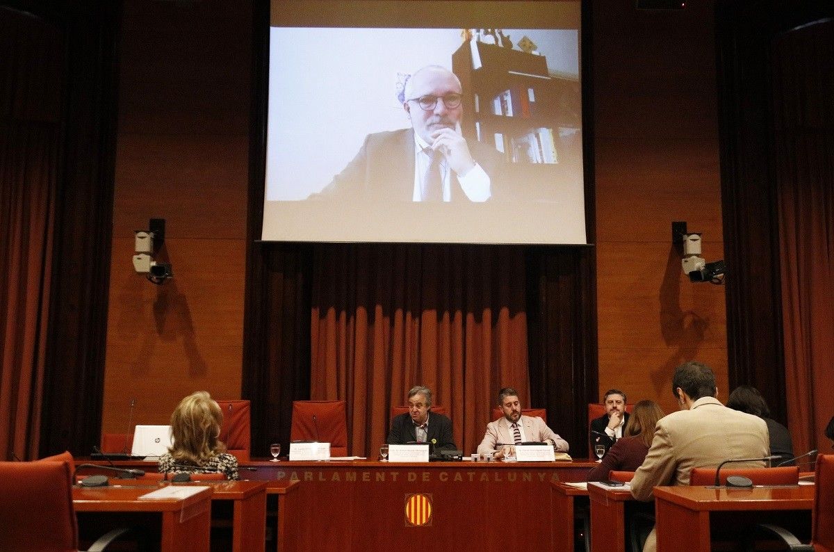 L'exconseller de Cultura Lluís Puig durant la compareixença a la comissió del 155