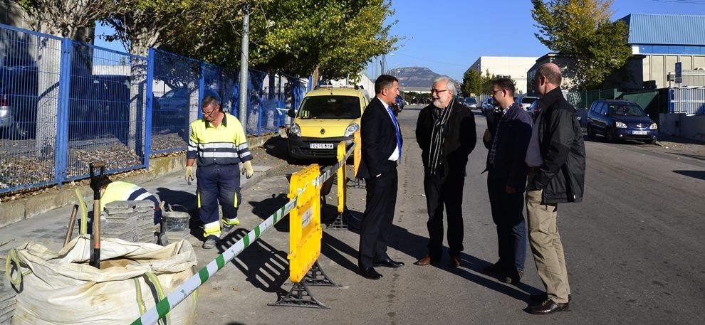 El tinent d'alcalde Miquel Sàmper ha visitat les obres iniciades als polígons