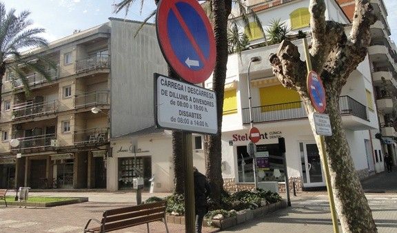 Un senyal de càrrega i descàrrega