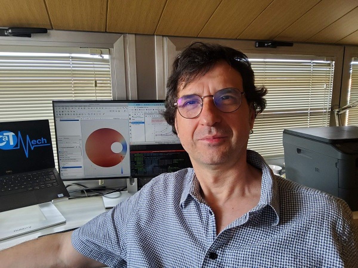 Robert Castilla és professor i investigador de la UPC a Terrassa.