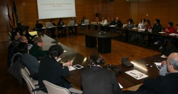 Els alcaldes reunits en la sessió informativa del consell comarcal