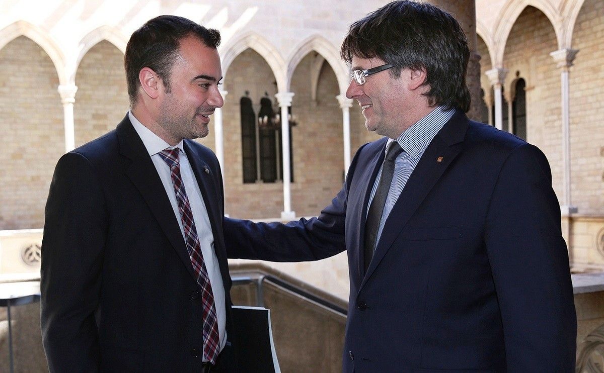 Jordi Ballart i Carles Puigdemont al Palau de la Generalitat