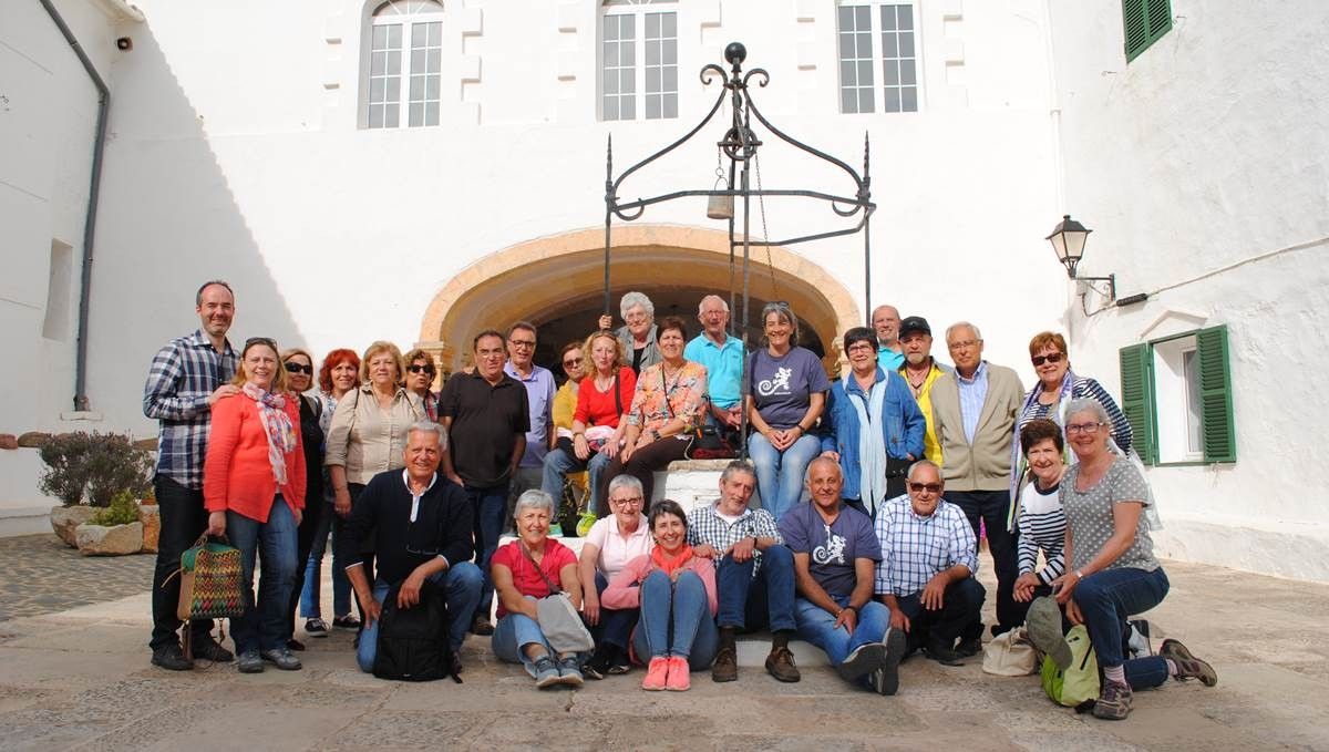 Foto de família dels vacarissencs a Ciutadella