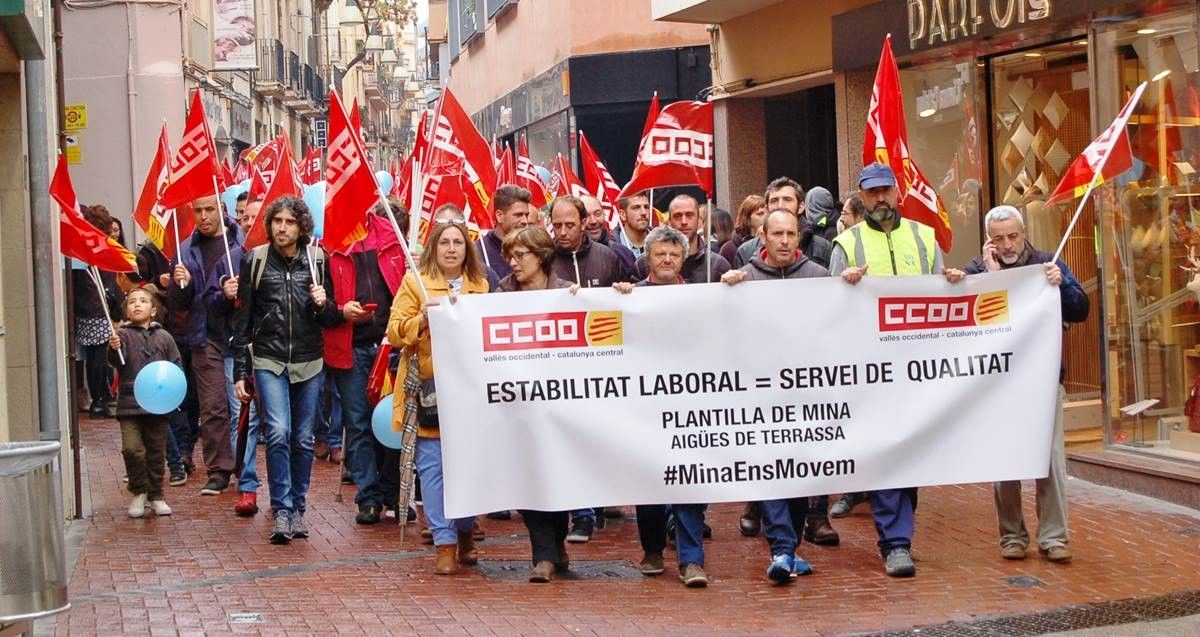 Capçalera de la manifestació de CCOO i treballadors de Mina 