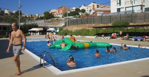 La piscina municipal restarà oberta fins l'11 de setembre
