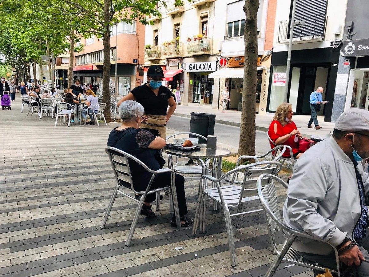 El Govern preveu que el dia 9 de maig els bars i restaurants puguin obrir fins a les 11 de la nit.