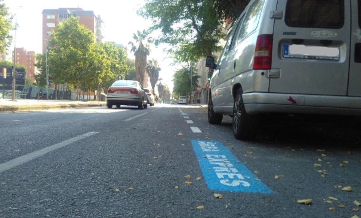 Les noves places d'aparcament a l'avinguda Béjar. 