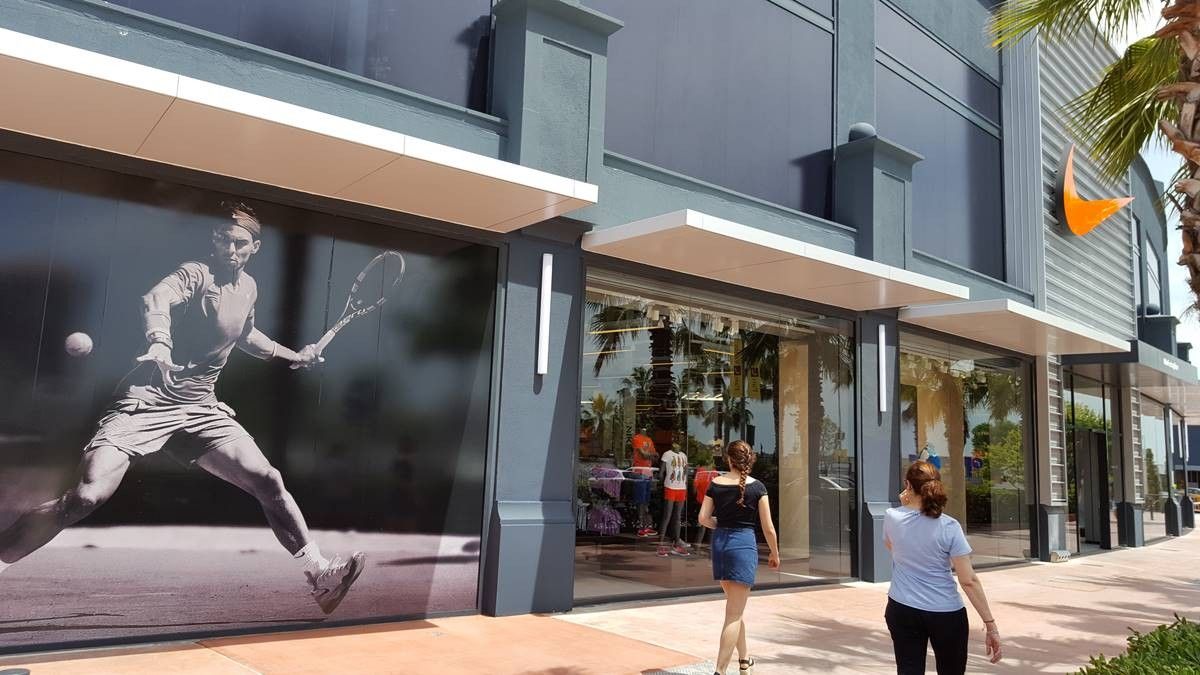 Establiment de Nike ubicat al centre comercial Parc Vallès