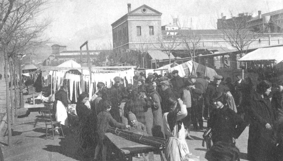 El 'mercadillo' ubicat a la Rambla d'Ègara el 1934