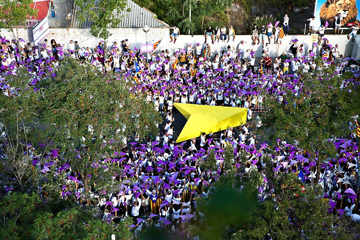 Participants a la manifestació de la Diada a l'avinguda Meridiana el 2015
