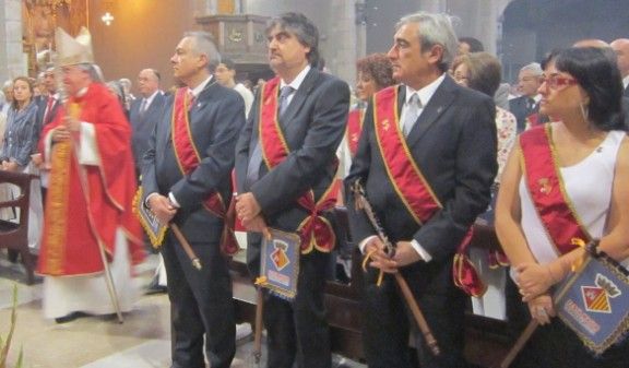 La corporació municipal va ser present a l'Ofici solemne a la catedral del Sant Esperit