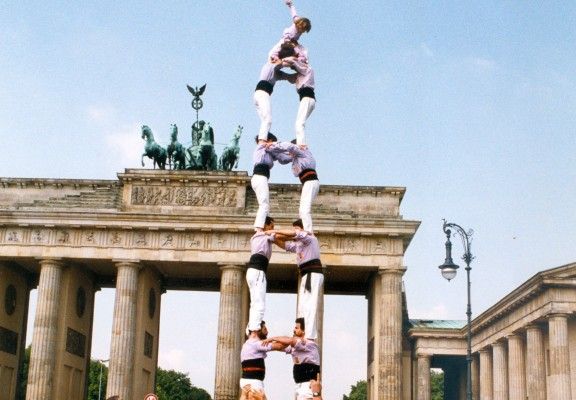 Actuació de Minyons a Berlín l'any 1995