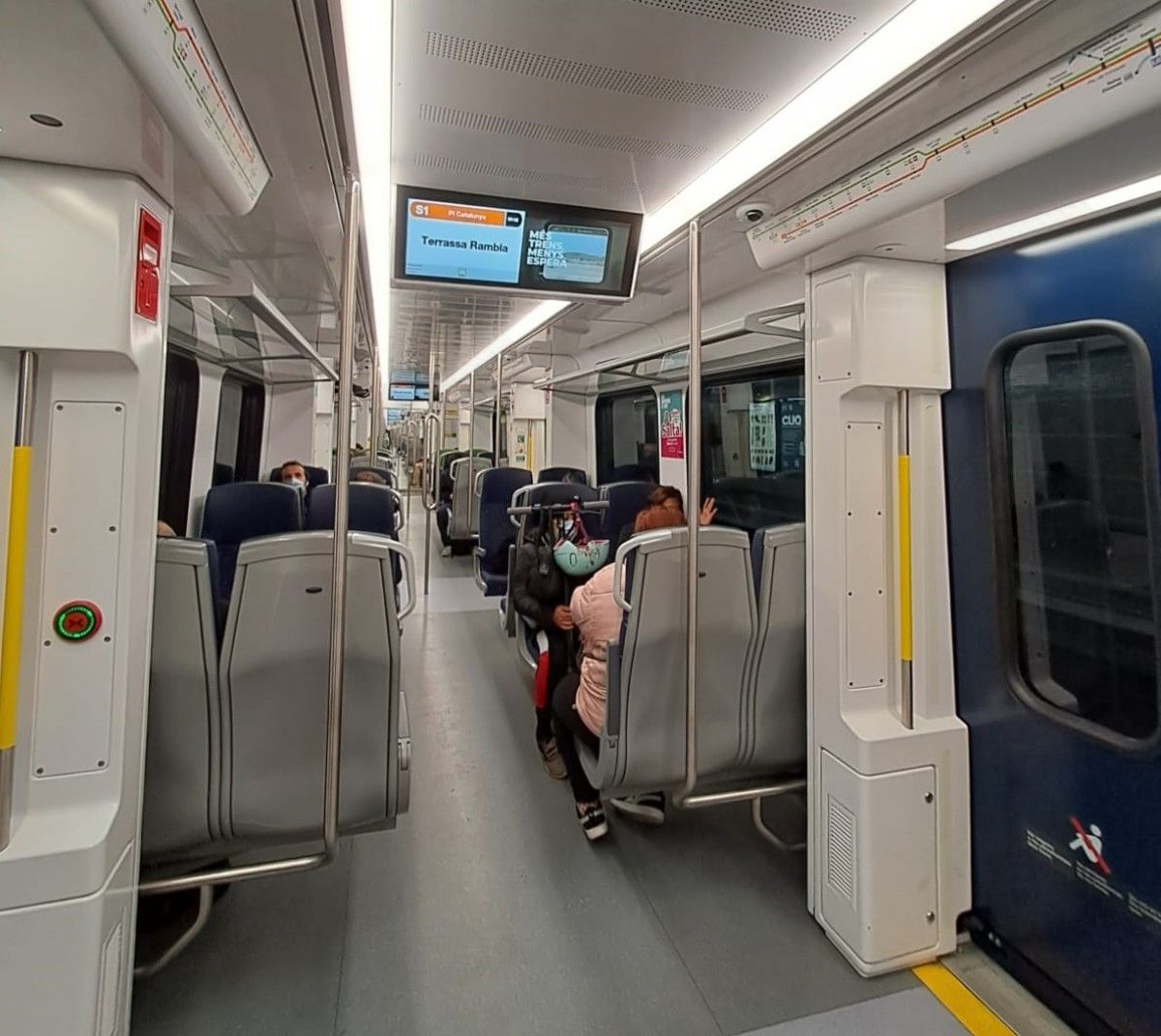 Una imatge presa per un usuari que ha agafat el tren aquest matí per anar a treballar a Barcelona