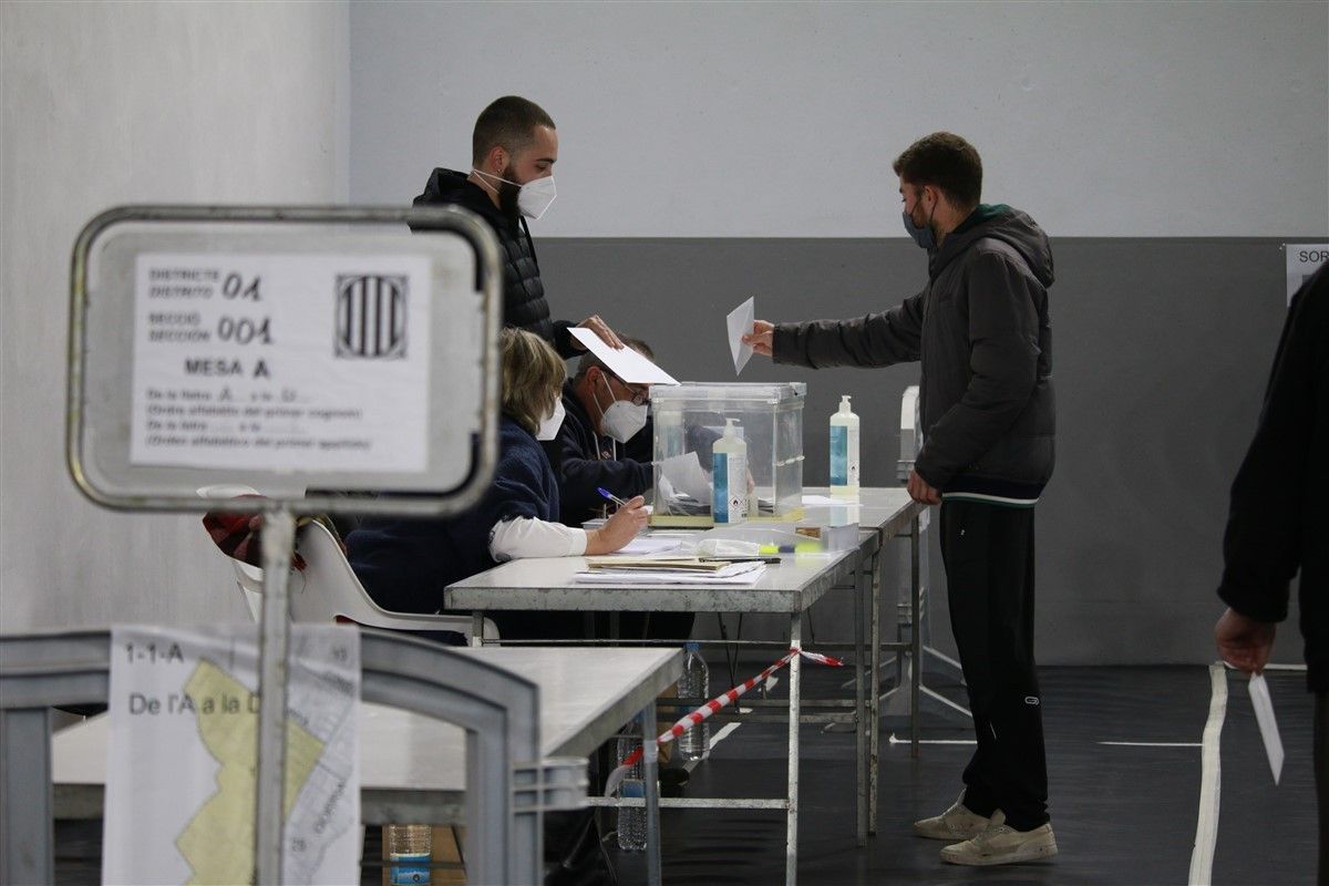 Eleccions del 14-F al Parlament de Catalunya 