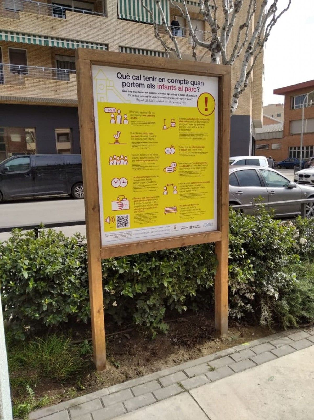 Un dels cartells instal·lats a Balaguer