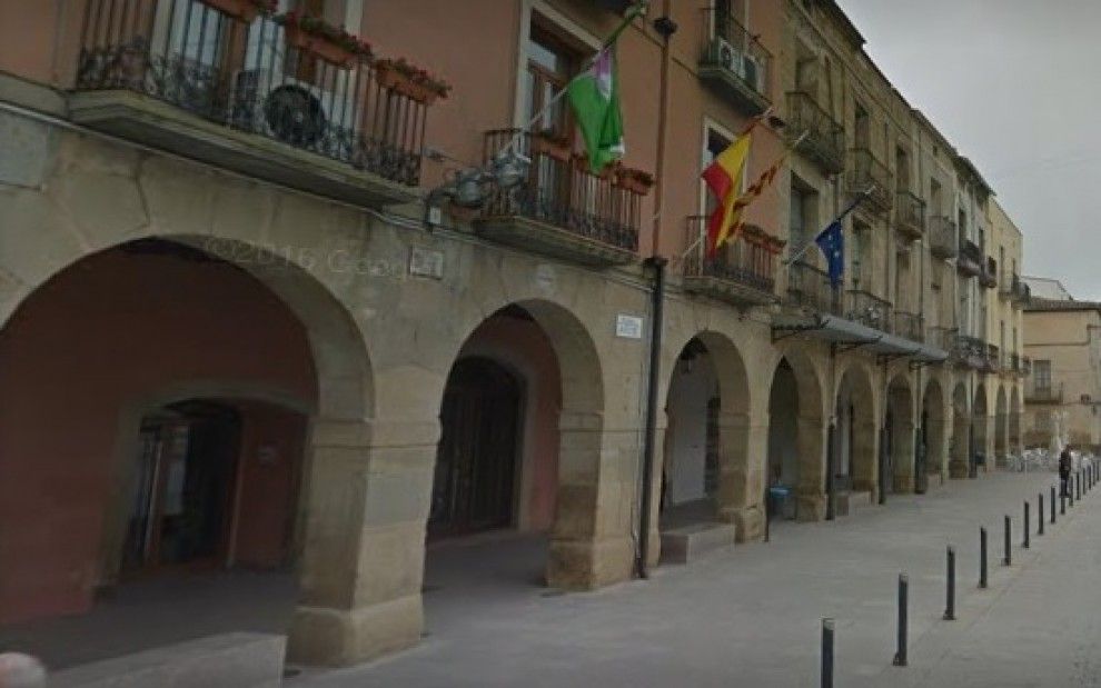 Imatge de la façana de l'Ajuntament d'Almacelles