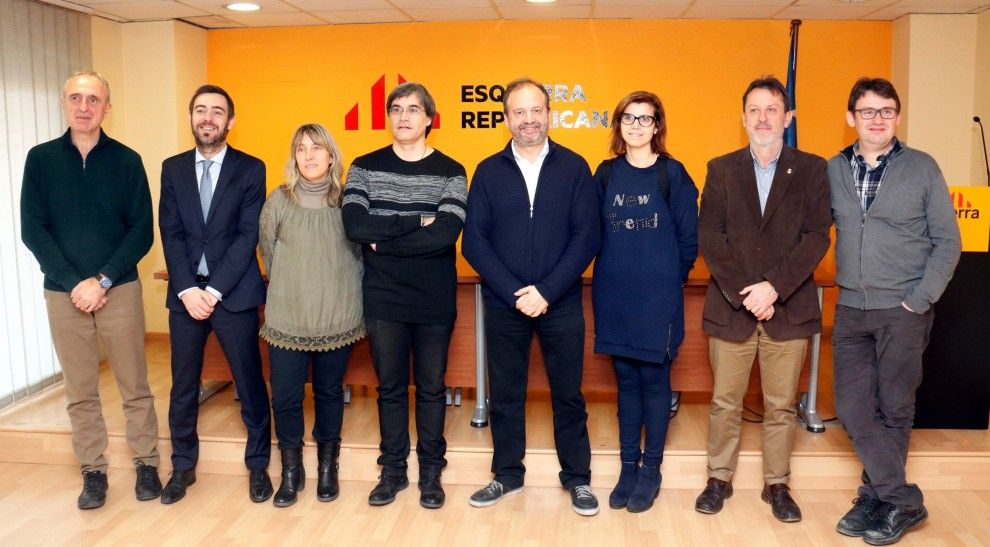 Foto de grup dels principals càrrecs de la federació d'ERC 