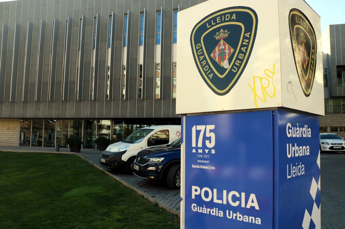 La comissaria de la Guàrdia Urbana de Lleida vista des de l'exterior