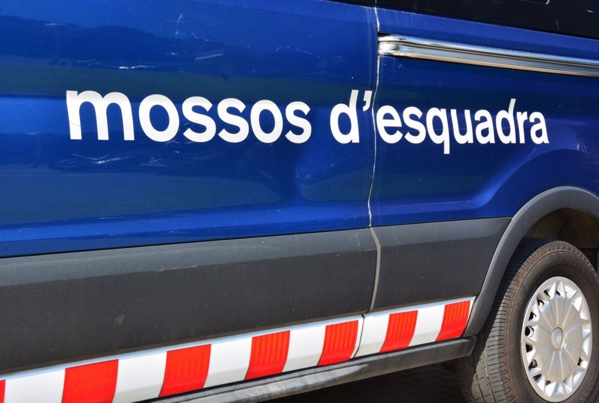 Un vehicle dels Mossos d'Esquadra en imatge d'arxiu