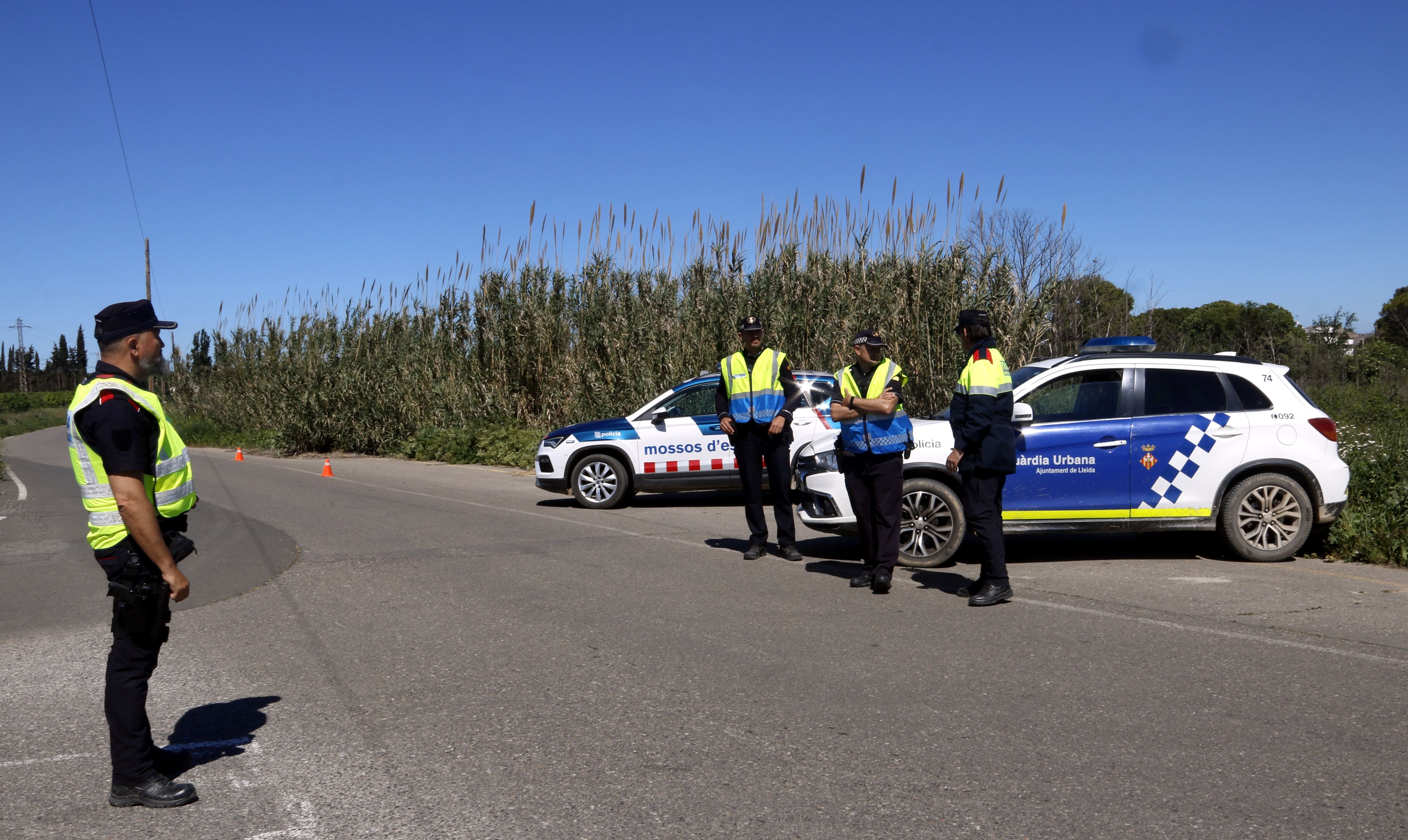 Un control policial conjunt entre els Mossos i la Guàrdia Urbana de Lleida