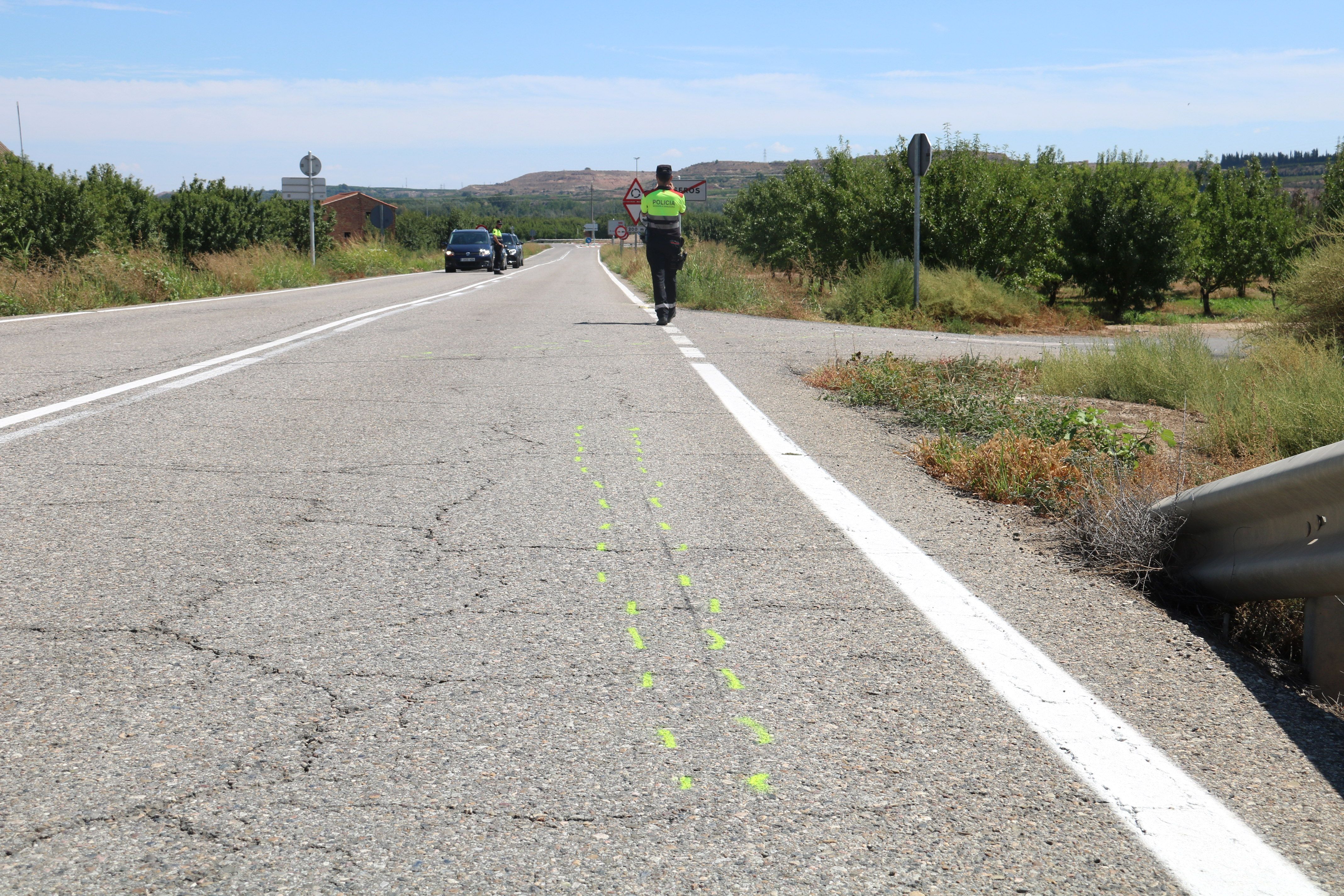 El motorista ha estat traslladat a l'Hospital Arnau de Vilanova de Lleida ferit menys greu