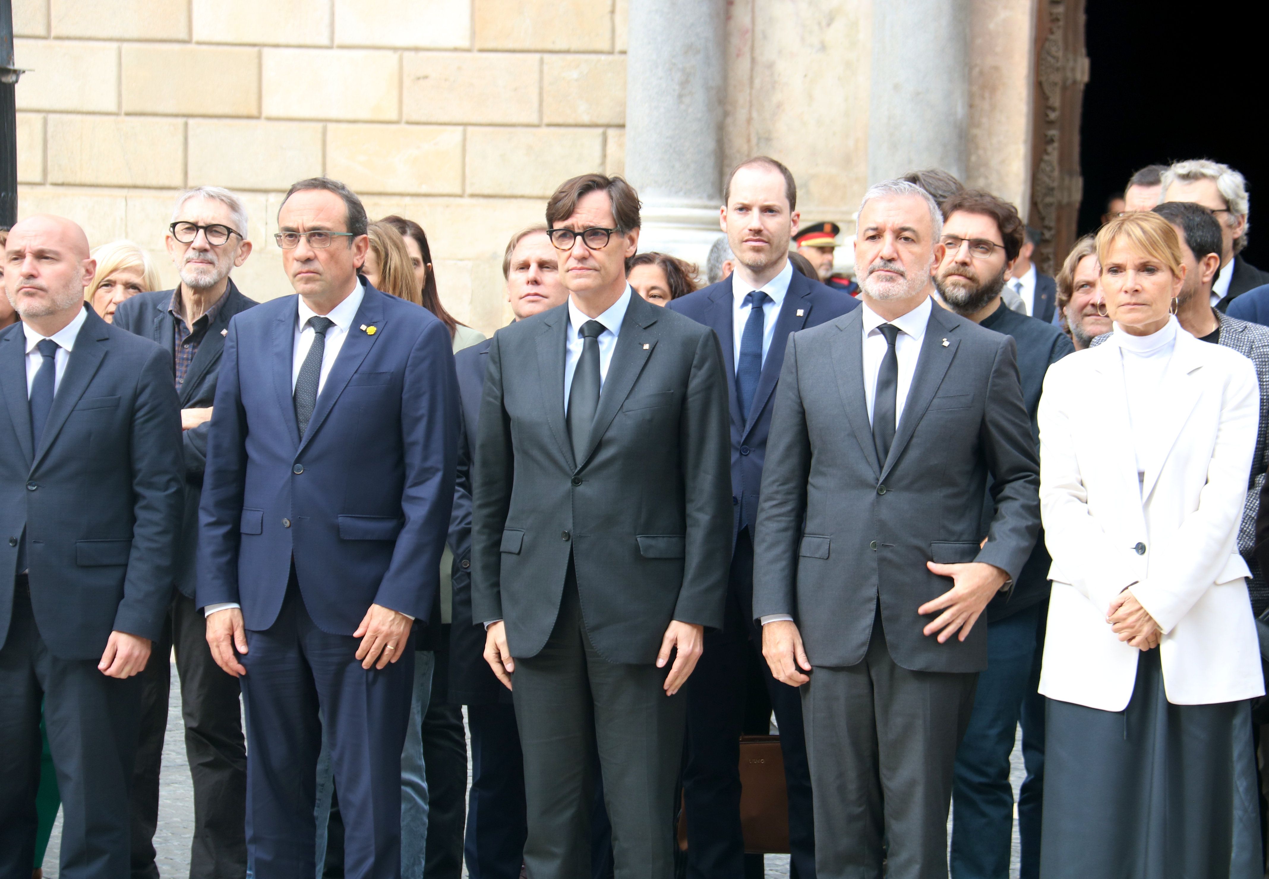 El president de la Generalitat, Salvador Illa, el del Parlament, Josep Rull en una foto a Barcelona