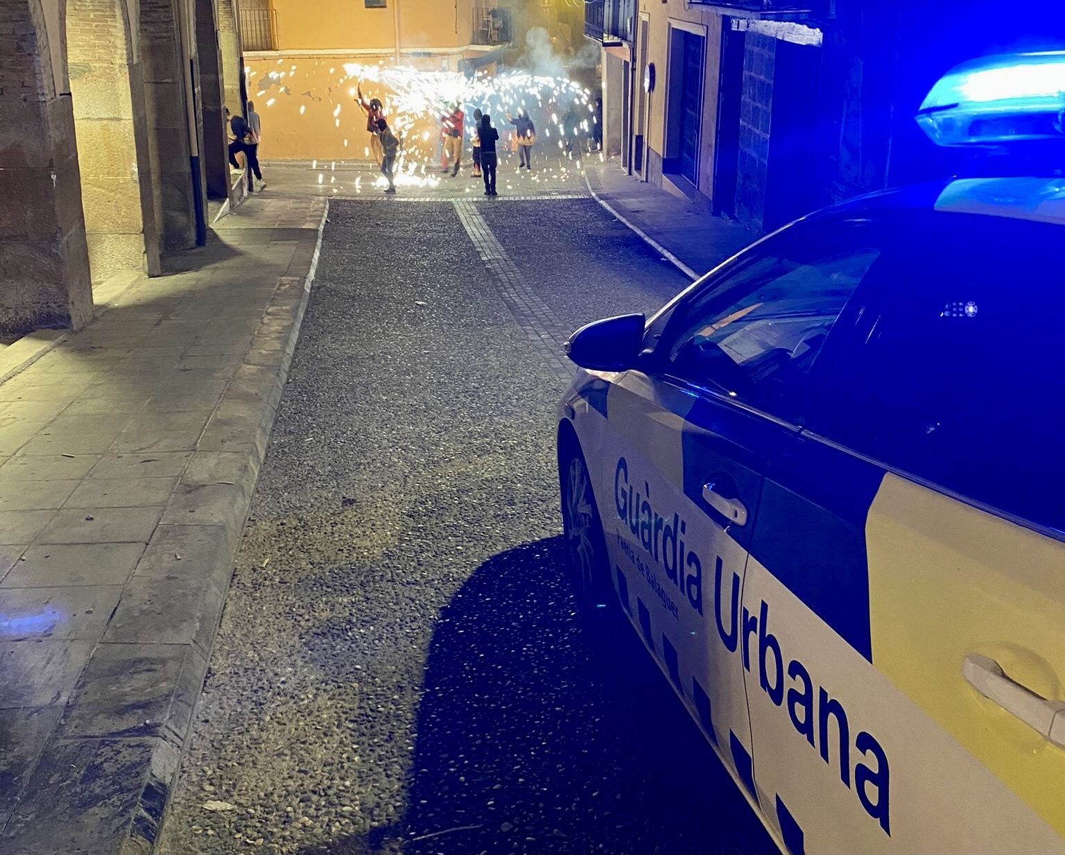 Un cotxe de la Guàrdia Urbana a Balaguer