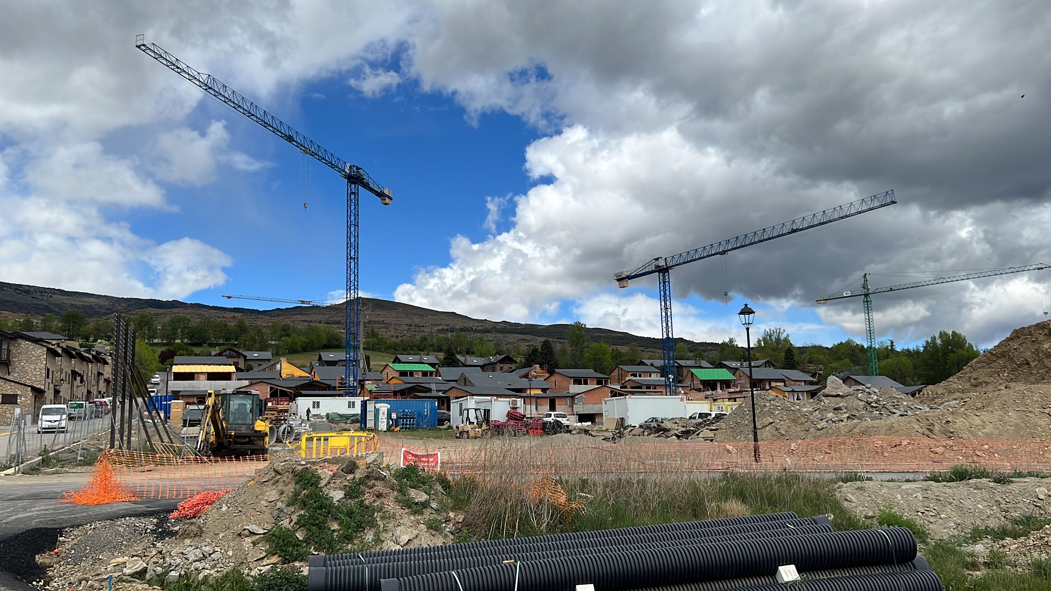 Construcció de diverses cases a la Cerdanya