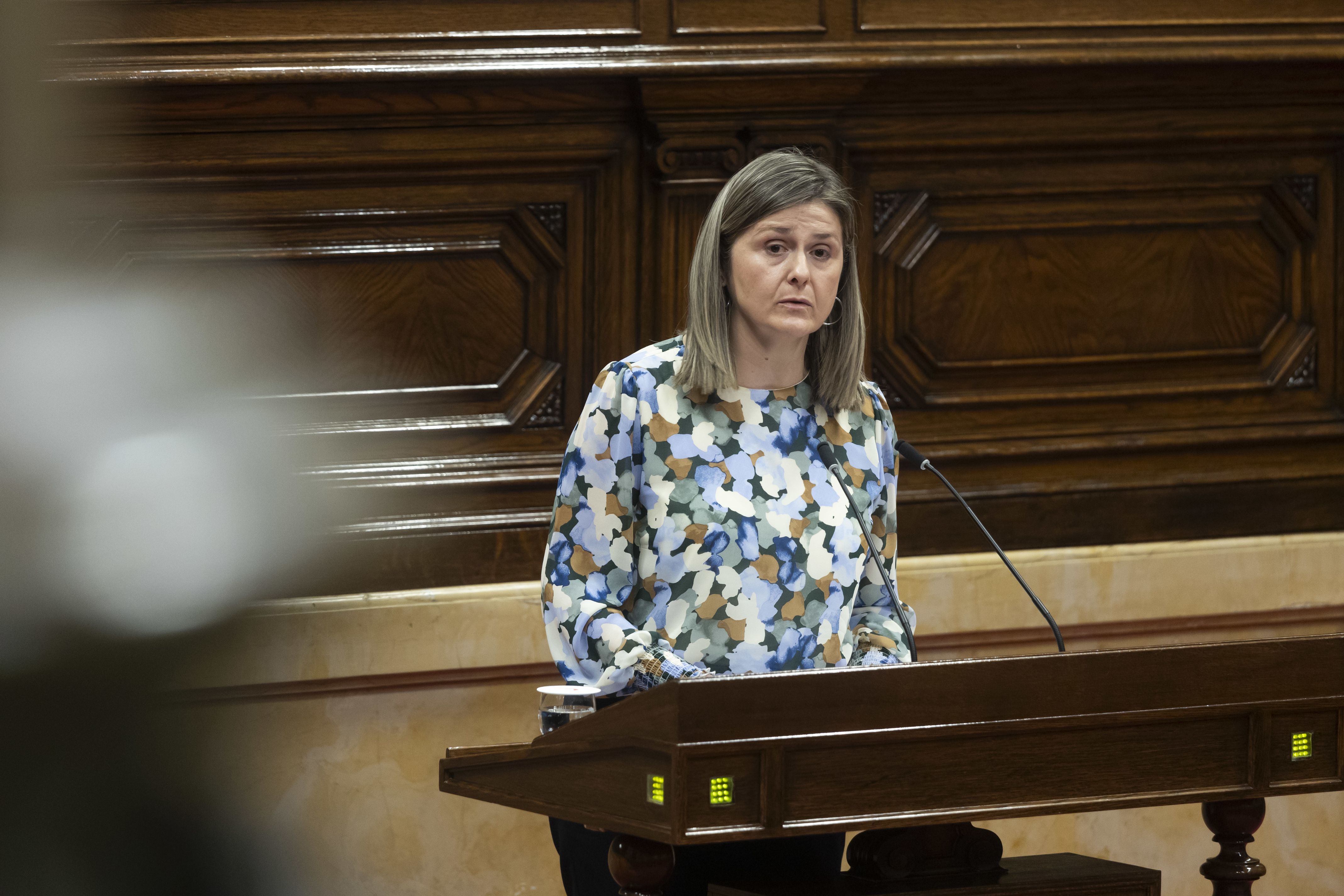 La síndica de l'Aran durant la seva intervenció al Parlament