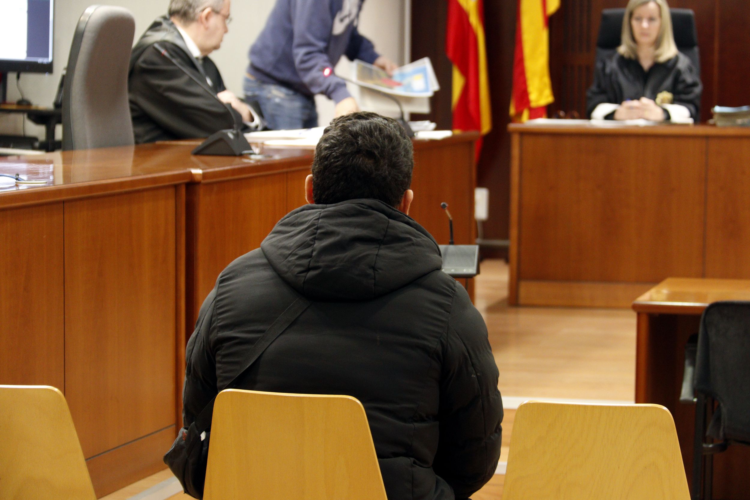 L'acusat d'agressió sexual, durant el judici a l'Audiència de Lleida