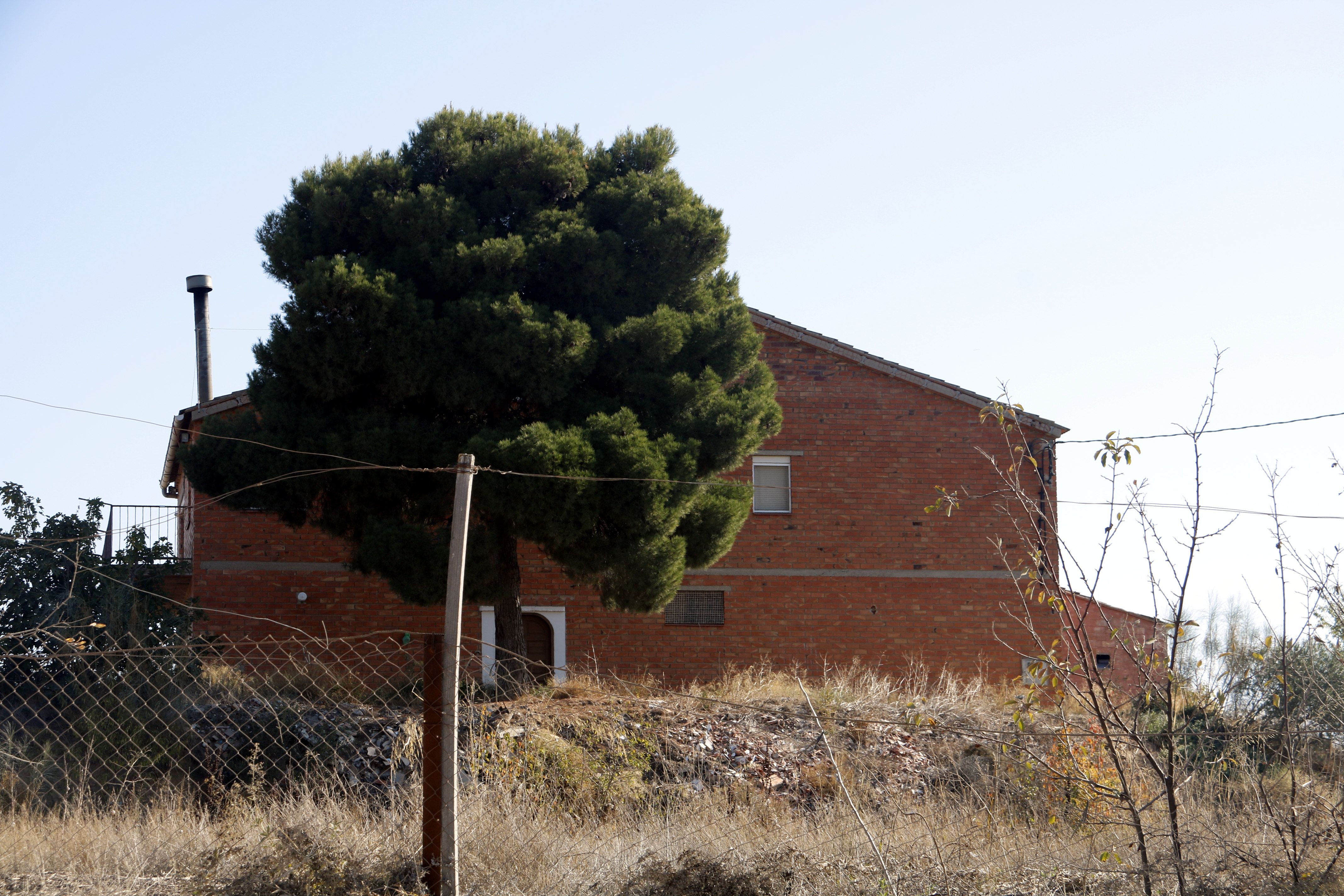 La masia de la finca on hi va haver el possible assassinat d'un vigilant d'una plantació de marihuana