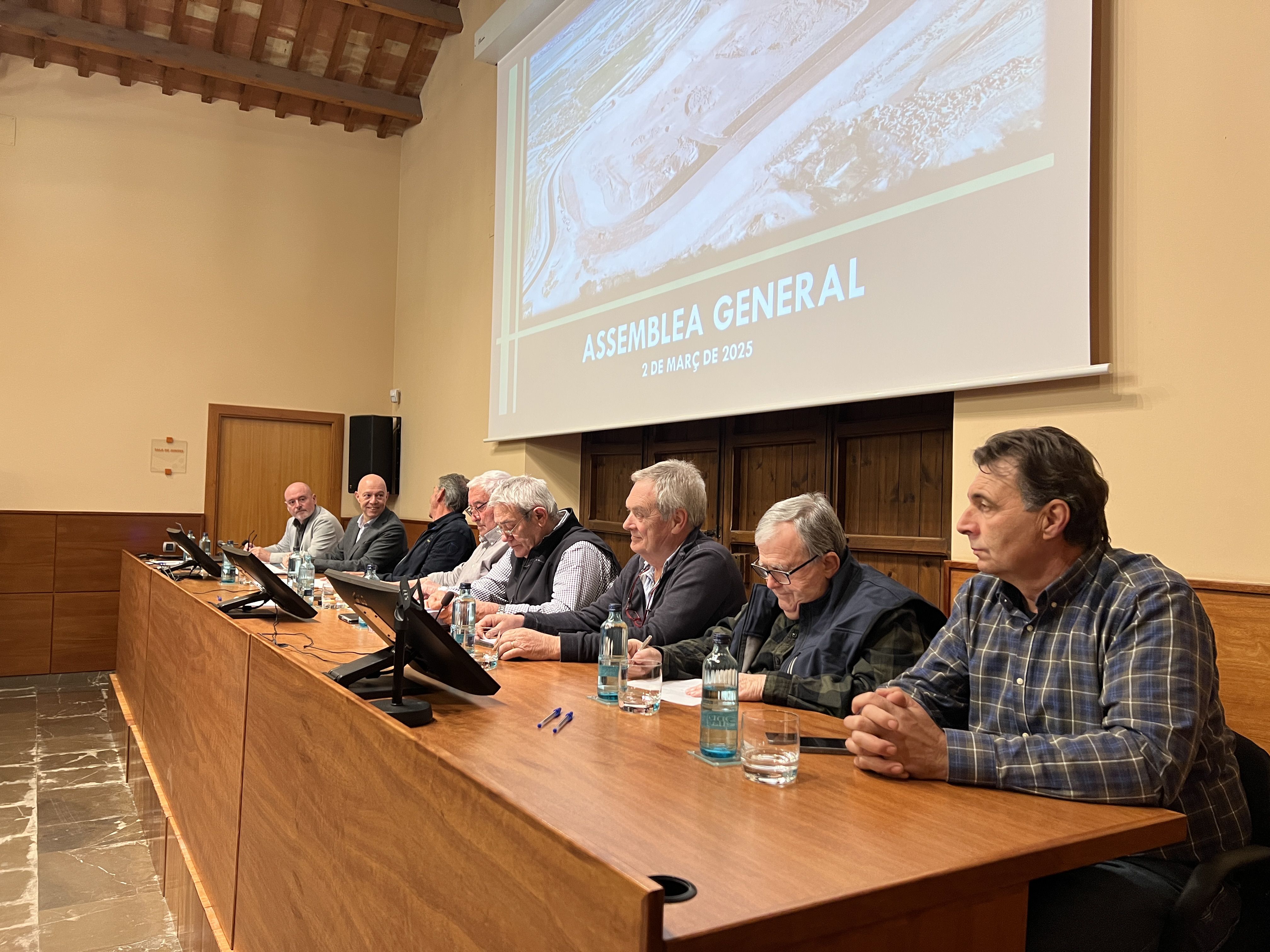 Assemblea general ordinària de la comunitat de regants dels canals d'Urgell a la Casa Canal de Mollerussa