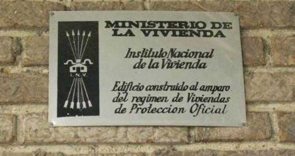 Imatge d'una placa franquista
