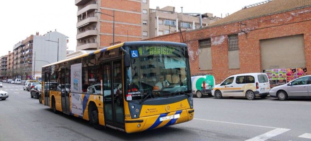 L'empresa de busos reclama 837.000 euros