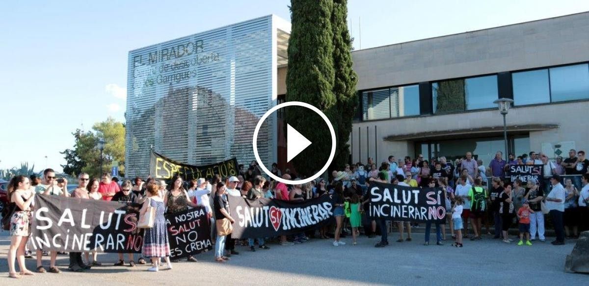 Imatge de la protesta dels detractors al projecte de Nova Tracjusa