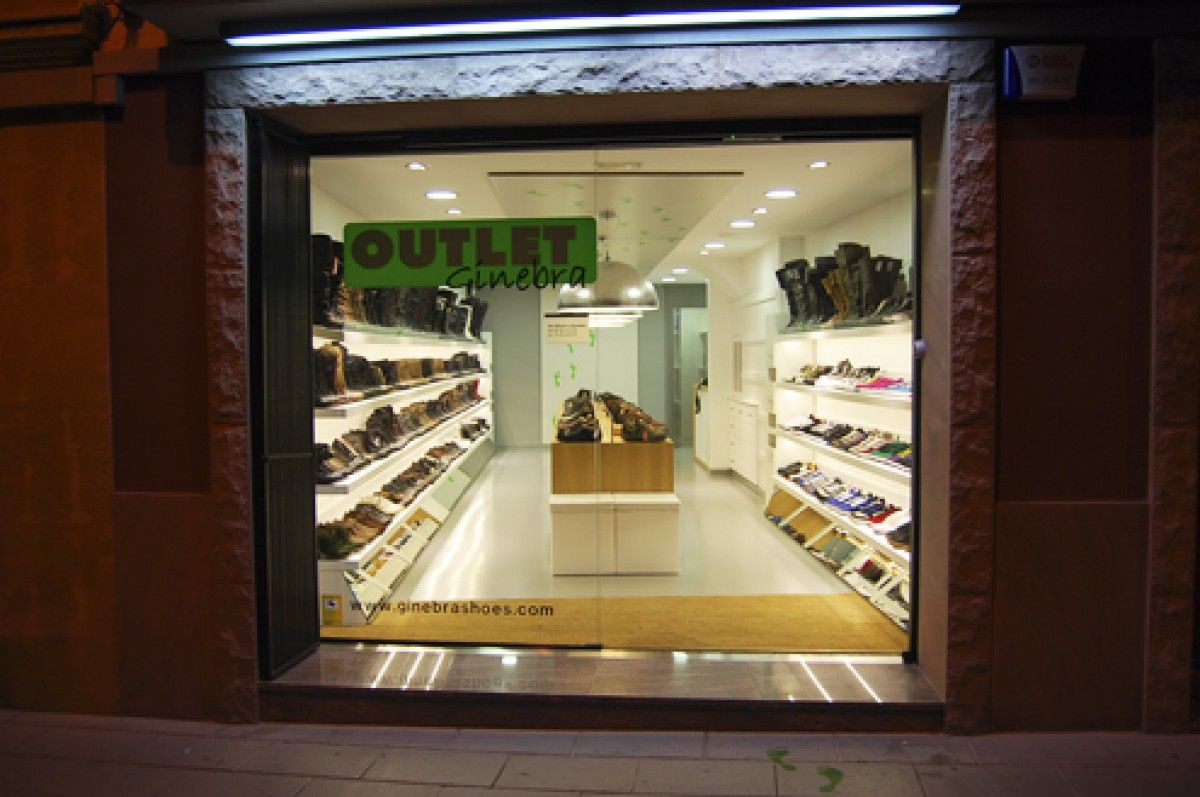 Una botiga de calçats.