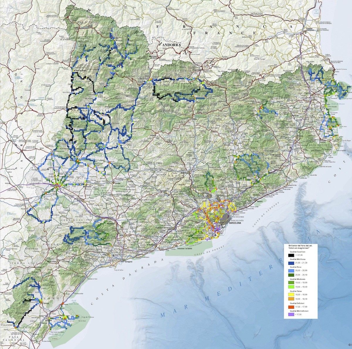 Mapa de la qualitat del cel de Catalunya. Els senyals negres i blau fosc són els de més qualitat.