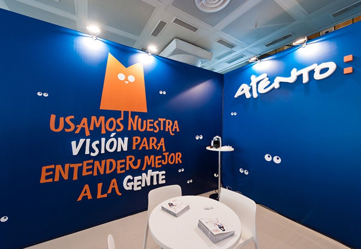 Imatge d'un stand de l'empresa Atento