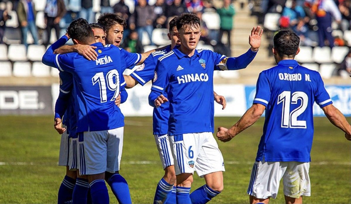 Jugadors del Lleida celebrant un gol