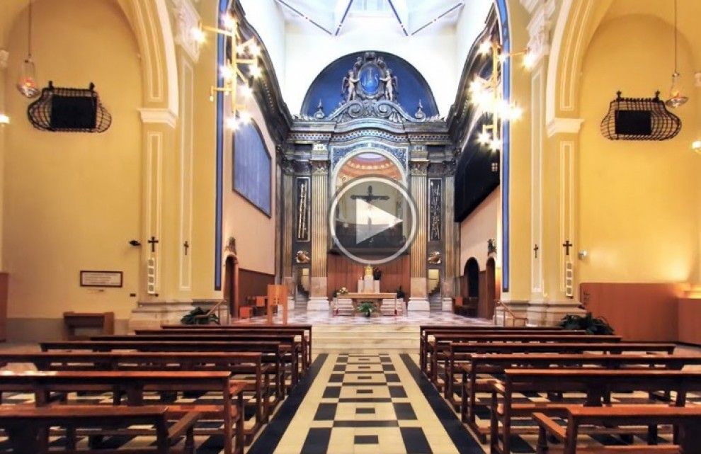 Interior del Sant Crist de Balaguer