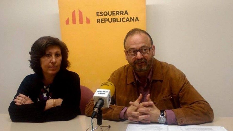 Els regidors Núria Marín i Carles Vega