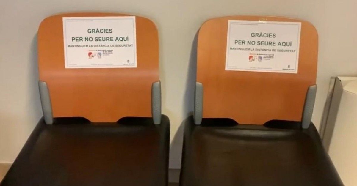 Dues cadires de la Diputació de Lleida