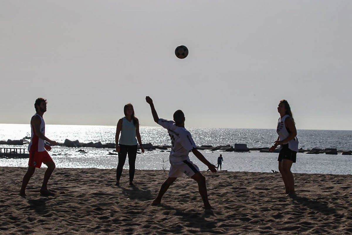 Dia de platges obertes a Barcelona per practicar‑hi esport