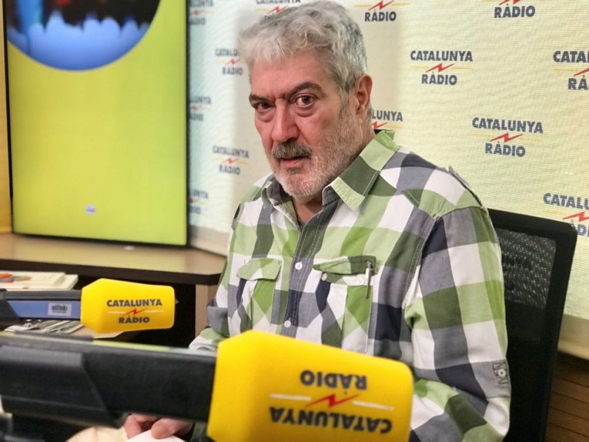 Quim Monzó, durant l'entrevista a Catalunya Ràdio