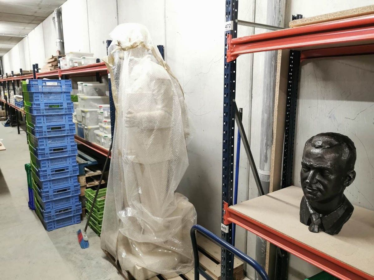 El bust de Juan Carlos I, en un magatzem del Museu Arqueològic de Lleida
