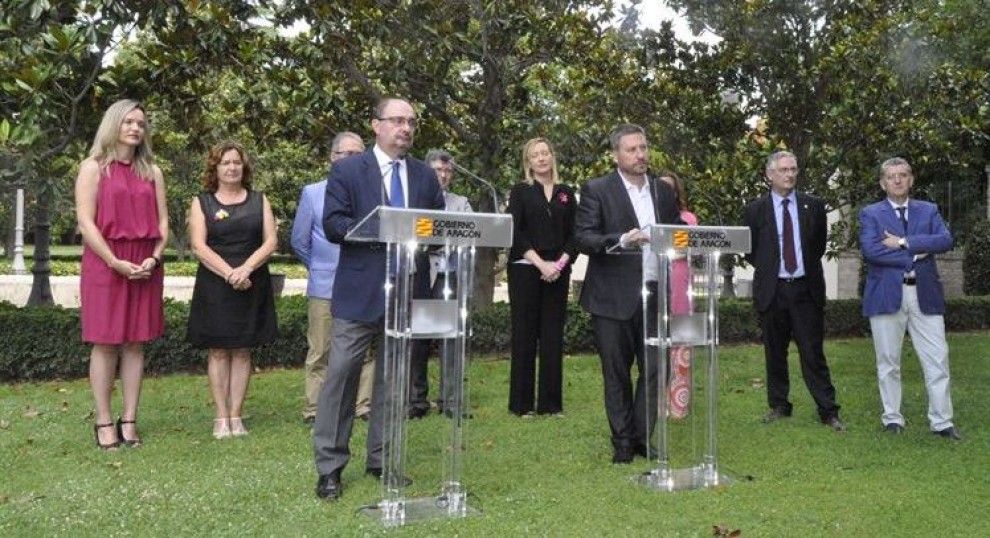 El president d'Aragó, a l'esquerra, aquest dijous
